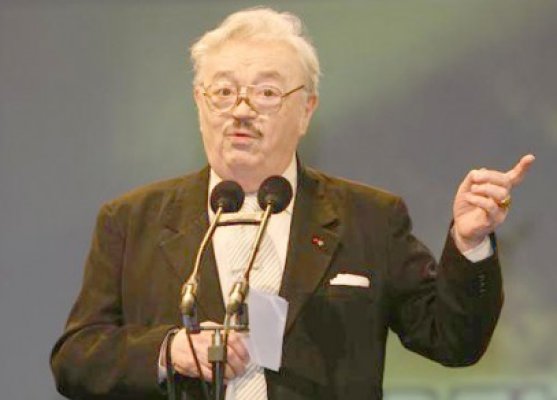 Actorul Ion Lucian, internat la spital